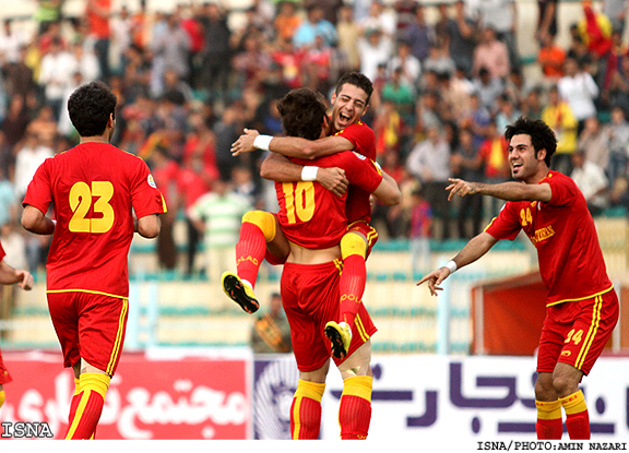 http://fooladfc.ir/UserFile/Pictures/Multimedia_pics_1390_2_PHOTO_02880.jpg